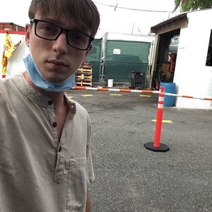 Meet your Posher, Frederick